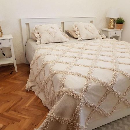 Apartment Samanta Sunny Пореч Екстериор снимка